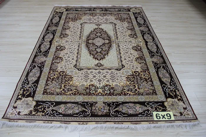 Harooni Rugs Picture 1