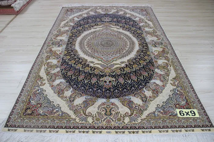Harooni Rugs Picture 3