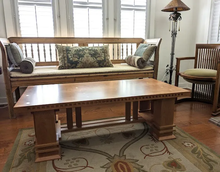 J & D Oriental Rug Co. Picture 4