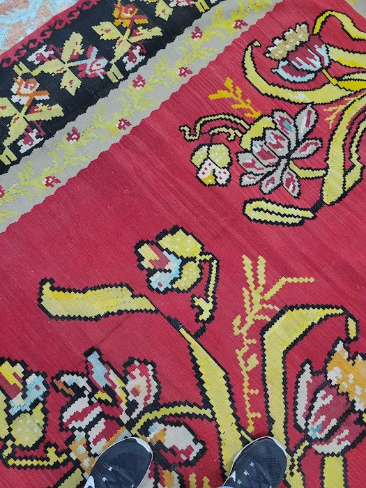 J & D Oriental Rug Co. Picture 1