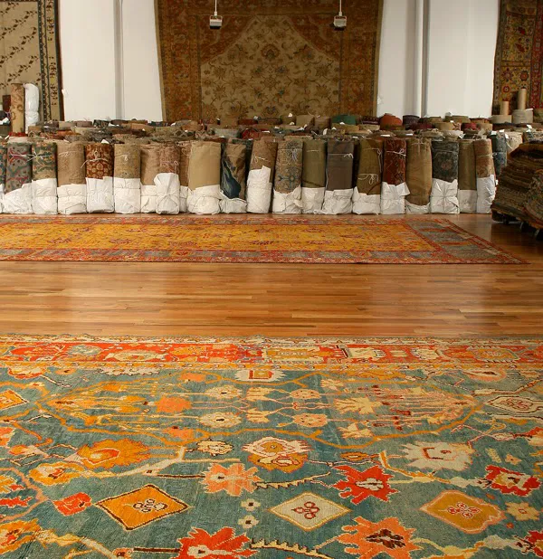 Nazmiyal Antique Rugs Picture 10