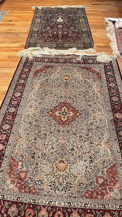 Nazmiyal Antique Rugs Picture 4