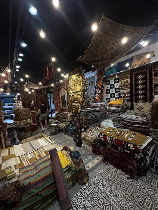 Creative Minds Picture 7