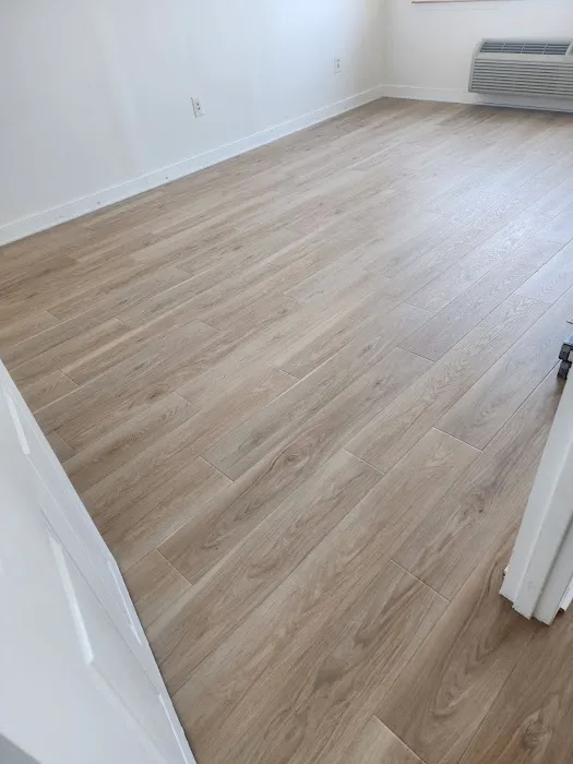 Hauptman Floor and Window Covering Co. Picture 4