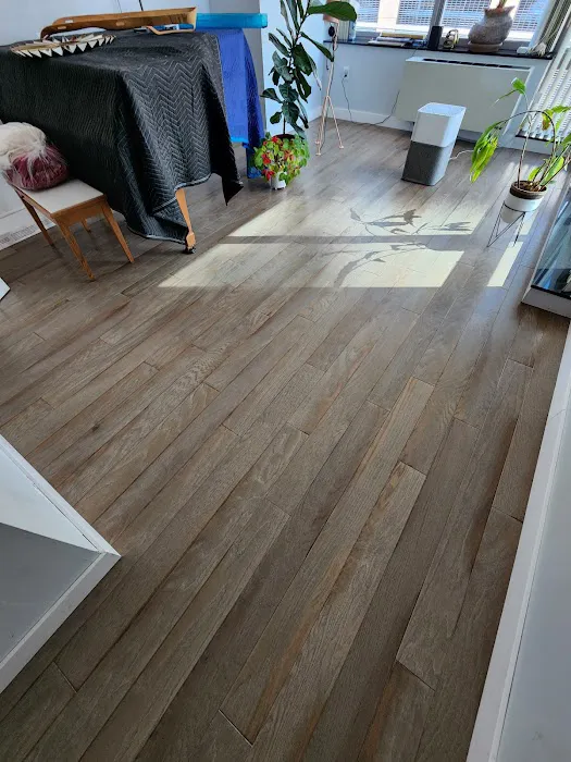 Hauptman Floor and Window Covering Co. Picture 6