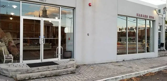 Hasan's Rugs Picture 3