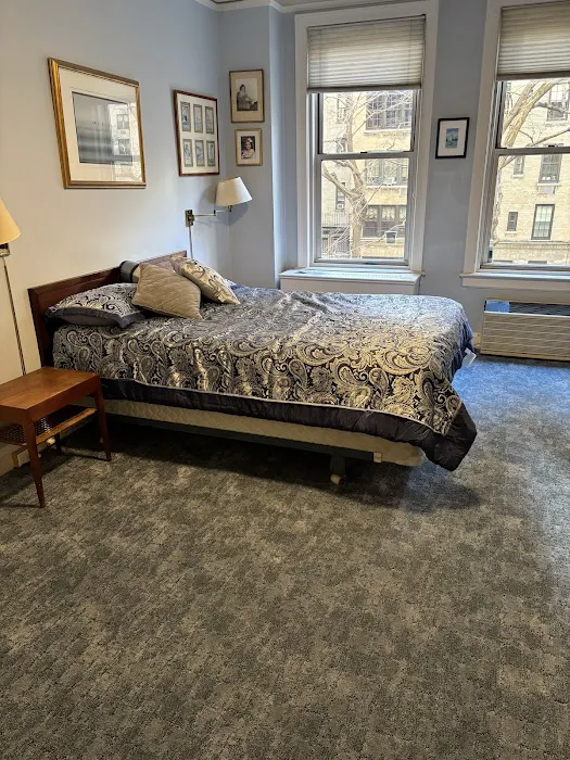 Manhattan Royal Carpet and Floors Picture 1