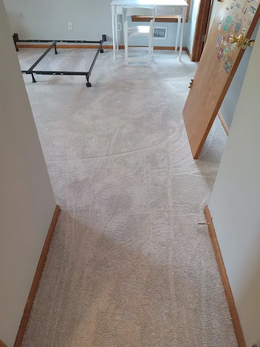 HOLLYWOOD CUSTOM CARPET SERVICE OF LINDEN NJ Picture 1