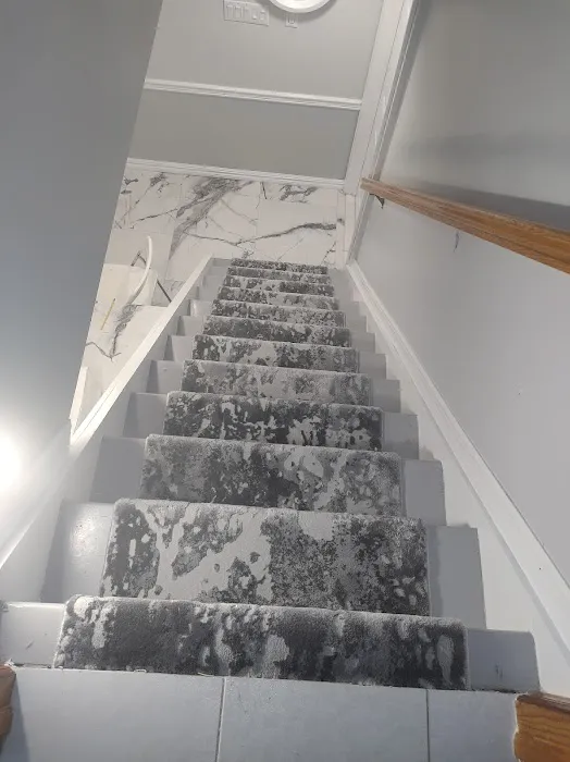 Eduardo Carpet & Hardwood Floors Picture 3