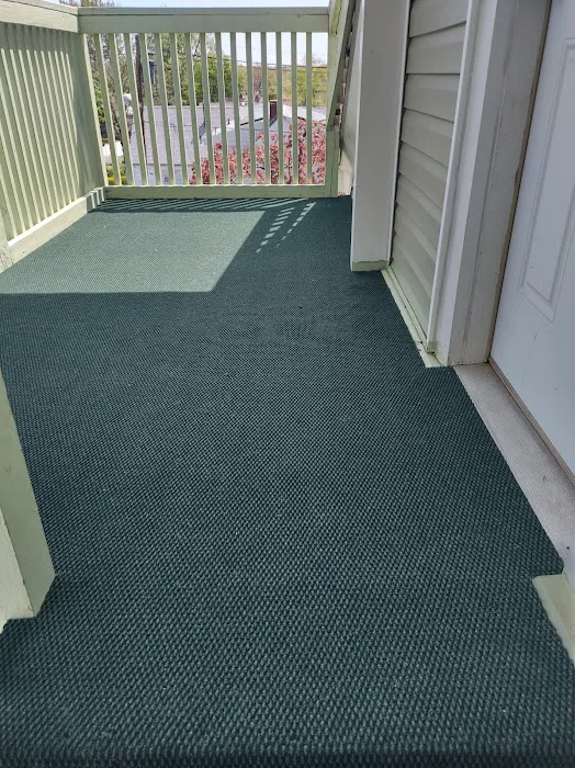 Eduardo Carpet & Hardwood Floors Picture 9