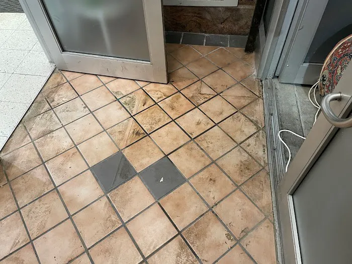 Good Guy Rug, Tile and Upholstery Cleaning Picture 9