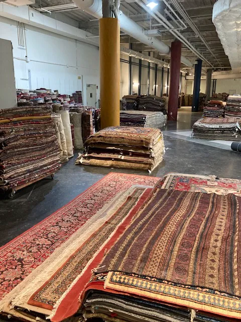 Leon Banilivi Rugs,Inc Picture 7