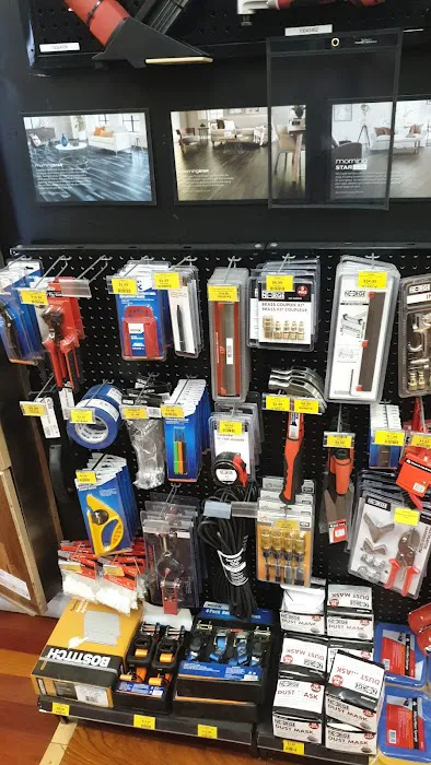 Lumber Liquidators Picture 1