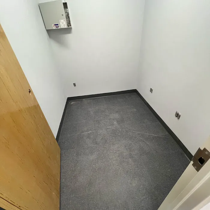 Abe's Carpet & Flooring Picture 1