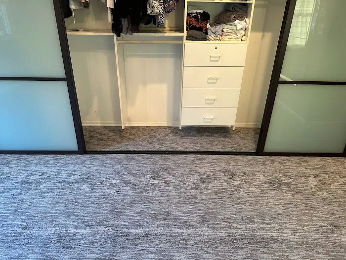 Father Sons & Daughters Floor Covering Picture 7