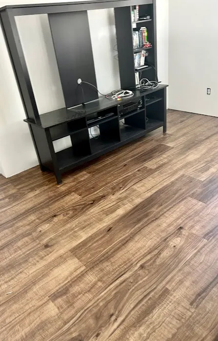 Father Sons & Daughters Floor Covering Picture 5