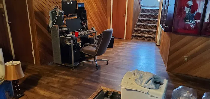 The Floor Store Picture 7