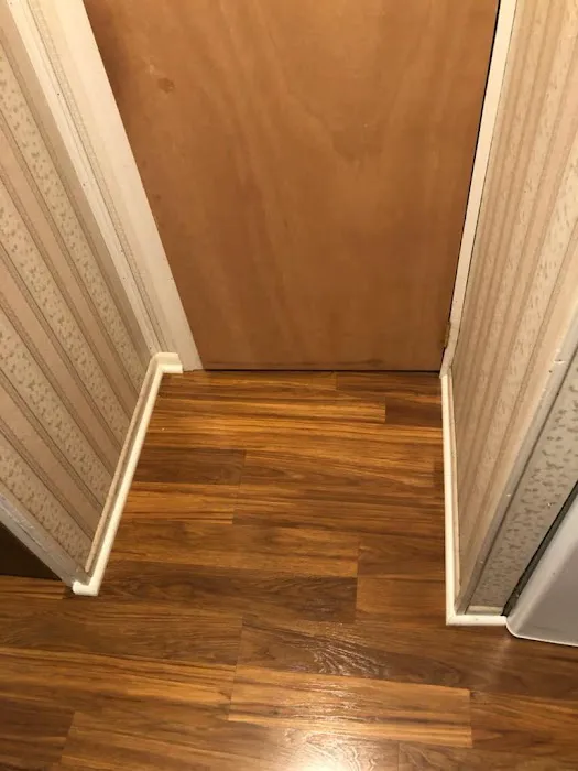 Dr. Pepper's Flooring Picture 3