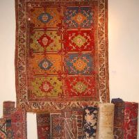 Shiraz Antique Carpets ico