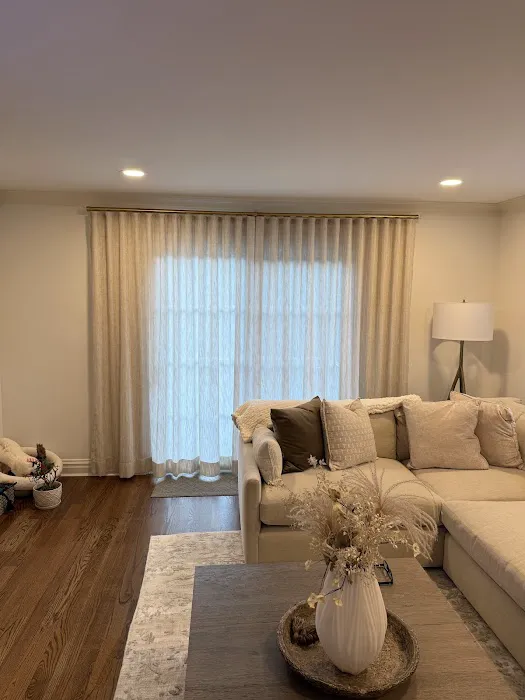 Curtain Avenue Window Treatments Picture 3