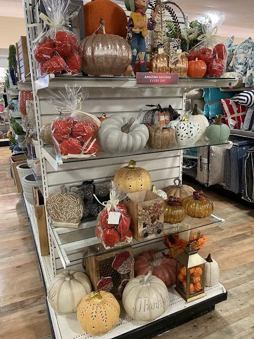HomeGoods Picture 5