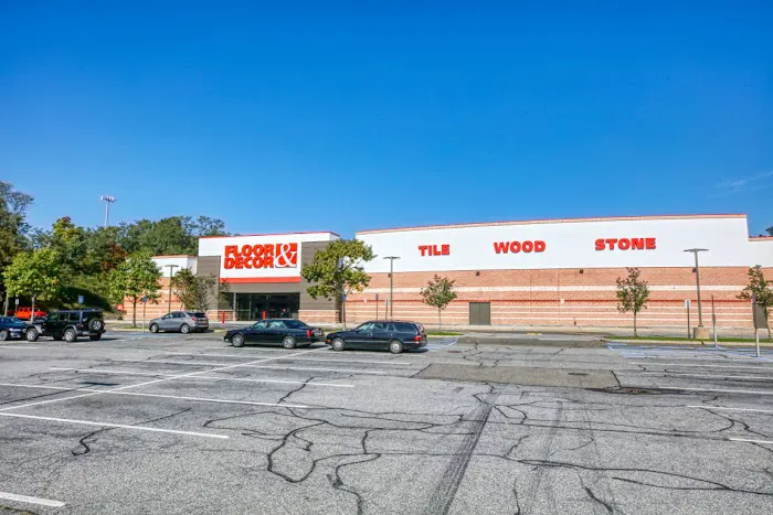 Floor & Decor Picture 10