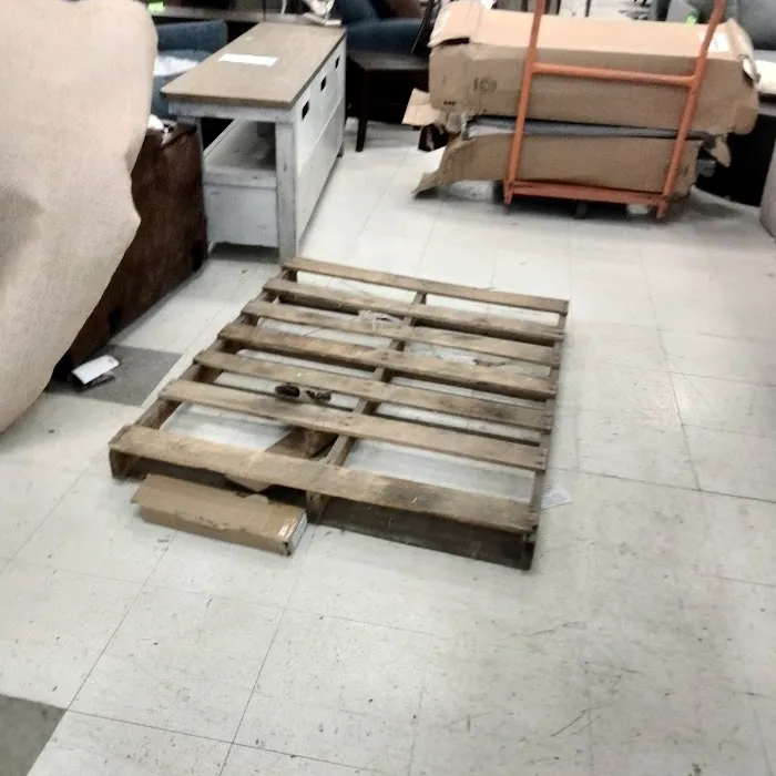 Habitat for Humanity ReStore Picture 8