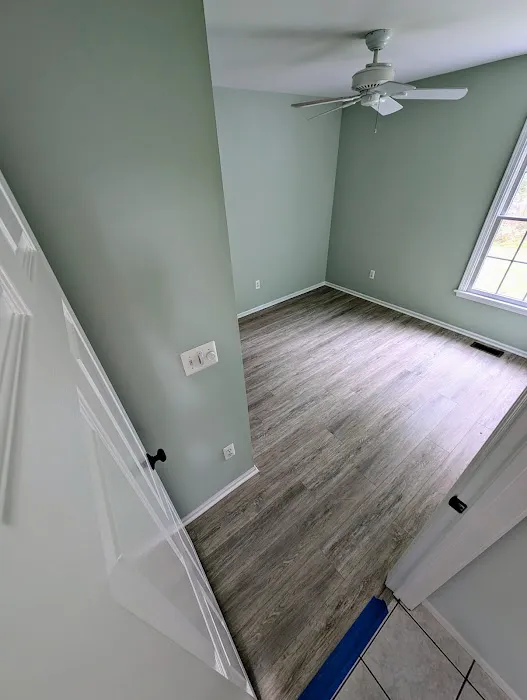 Lexi Floors LLC Picture 1