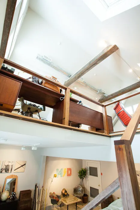 Old New House (Retail Showroom) - BY APPOINTMENT Picture 4