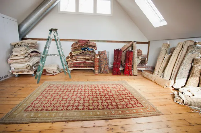 Old New House (Retail Showroom) - BY APPOINTMENT Picture 7