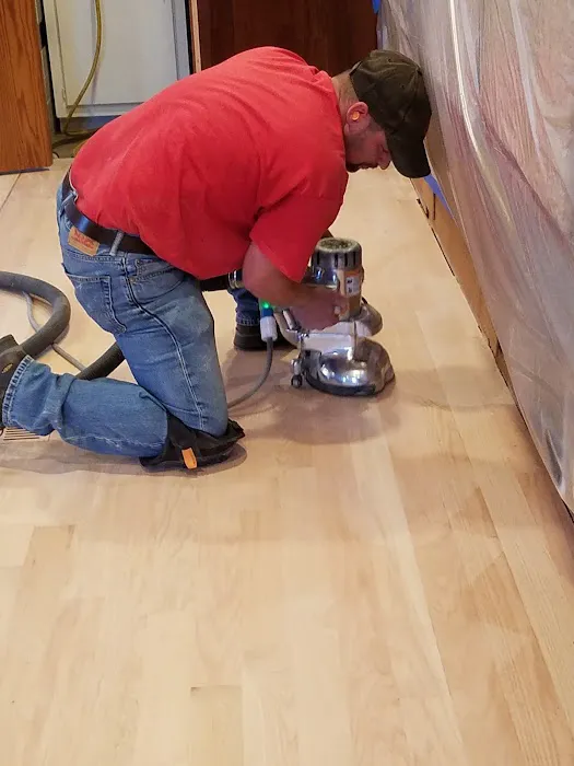 Heads Up Flooring Picture 2