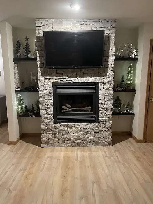 BTM Flooring, Inc. Design Center and Area Rug Gallery Picture 1