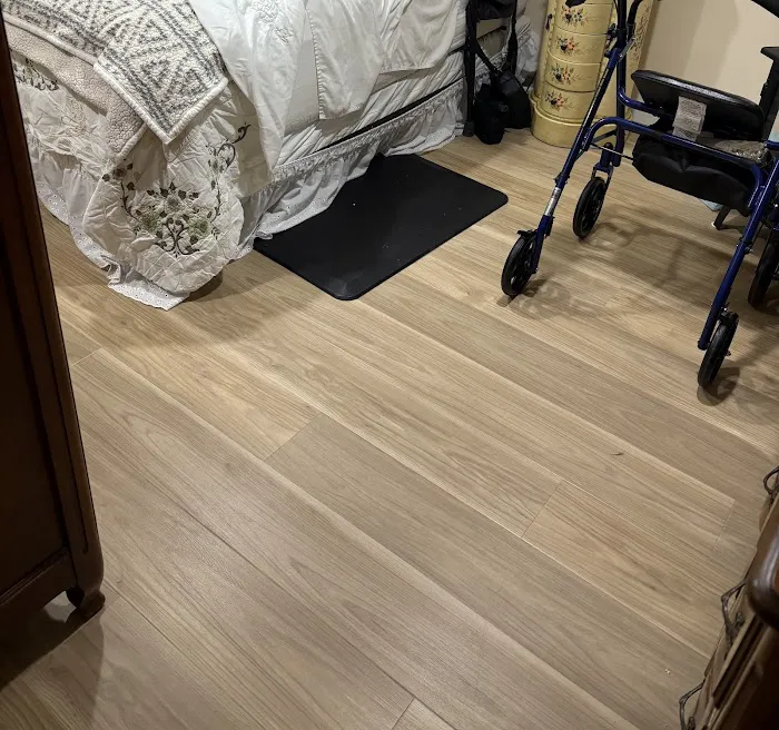 Flooring & Carpet Warehouse Picture 2