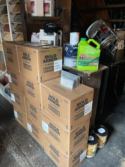 Towne Paint & Flooring Picture 1