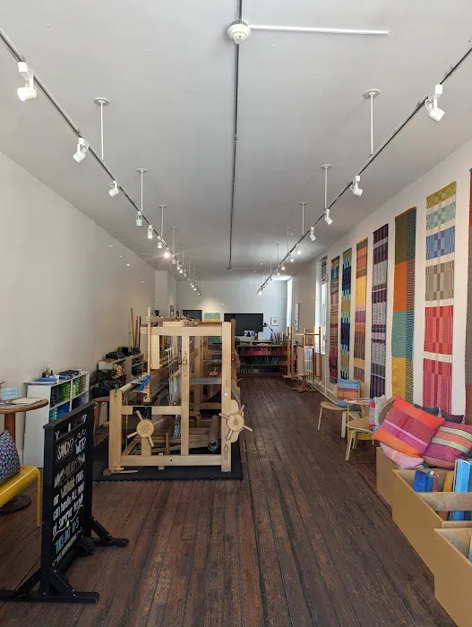 Claudia Mills Rugs Picture 3