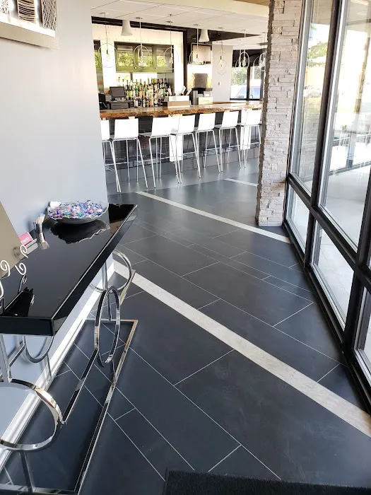 Ultimate Interiors Inc. (Showroom appointments encouraged) Picture 9