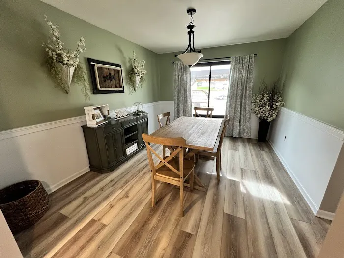 About All Floors Picture 2