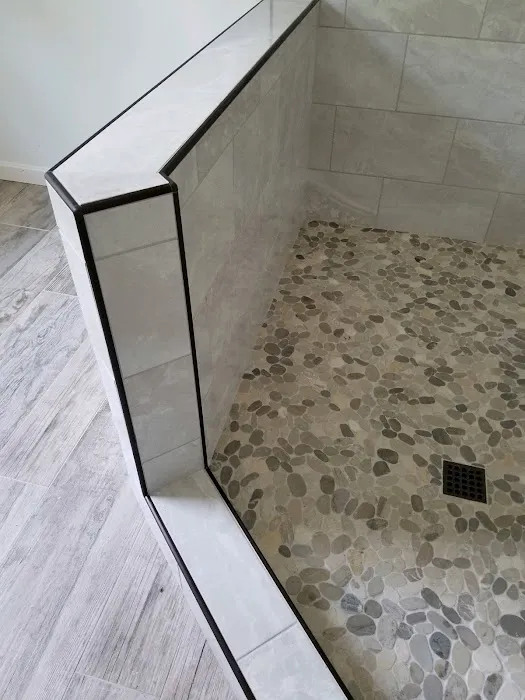 Floors & More Picture 2