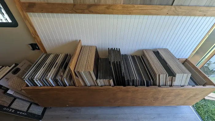 Flooring Fashions Mobile Showroom Picture 2