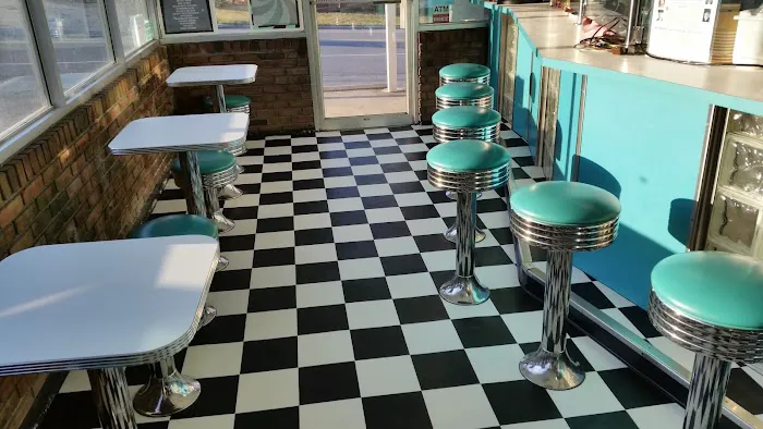 5 SONS FLOORING Picture 4