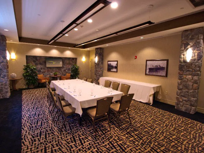 B & B Floor Coverings Inc Picture 1