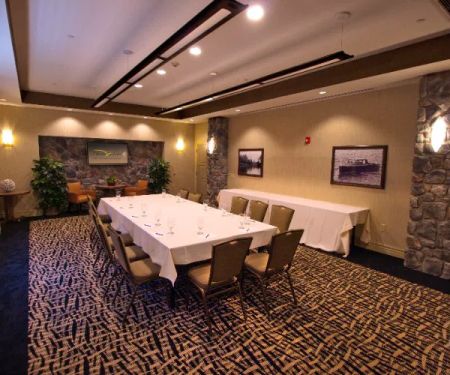 B & B Floor Coverings Inc