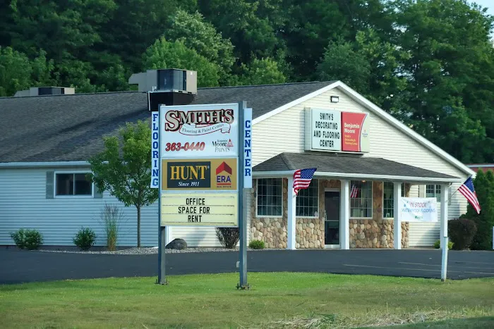 Smith's Flooring & Paint Picture 5