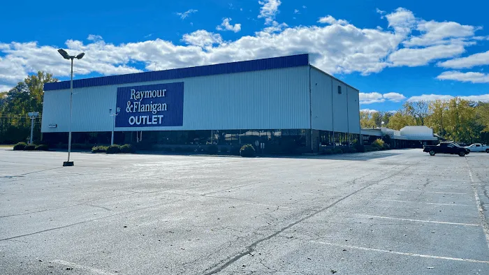 Raymour & Flanigan Furniture and Mattress Outlet & Clearance Center Picture 5