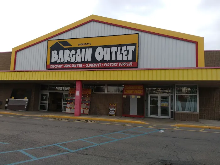 Home Outlet Picture 2