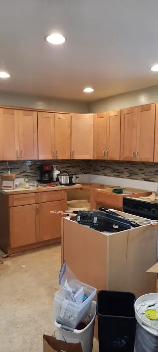 Home Outlet Picture 3