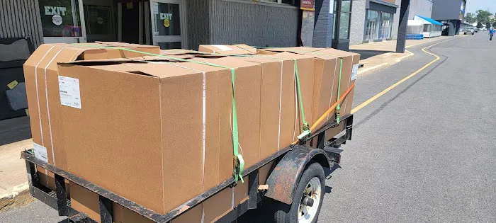 Home Outlet Picture 6