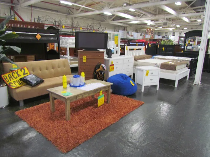 Huck Finn Home Picture 6