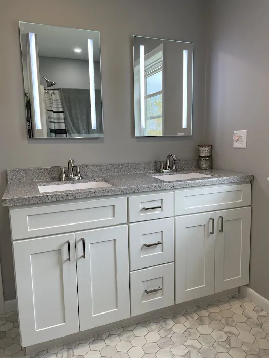 Home Outlet Picture 6