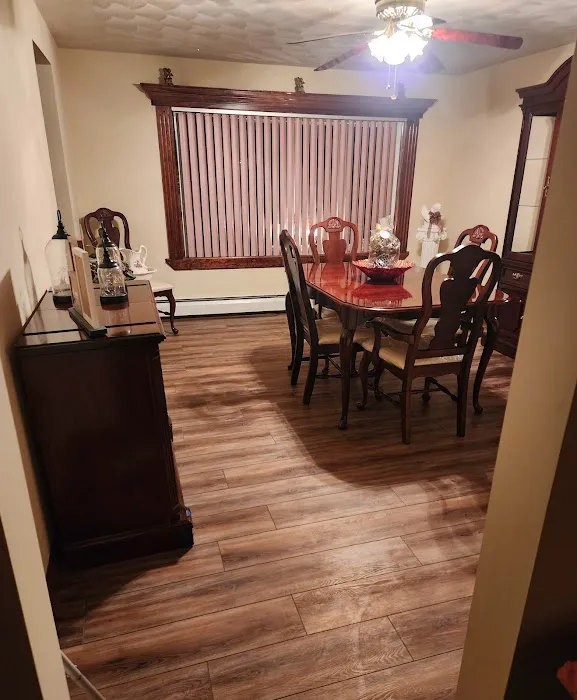 Mike's Floor Store LLC Picture 4